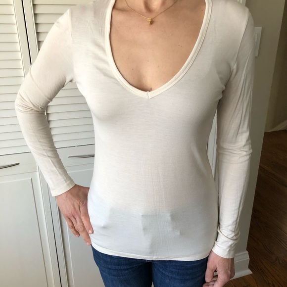 Aritzia Tops - ‼️2 for $20‼️Long Sleeve Babaton Top